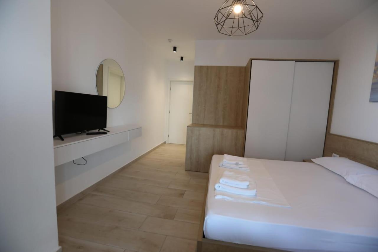 Apart-Hotel Alvi Saranda Zewnętrze zdjęcie